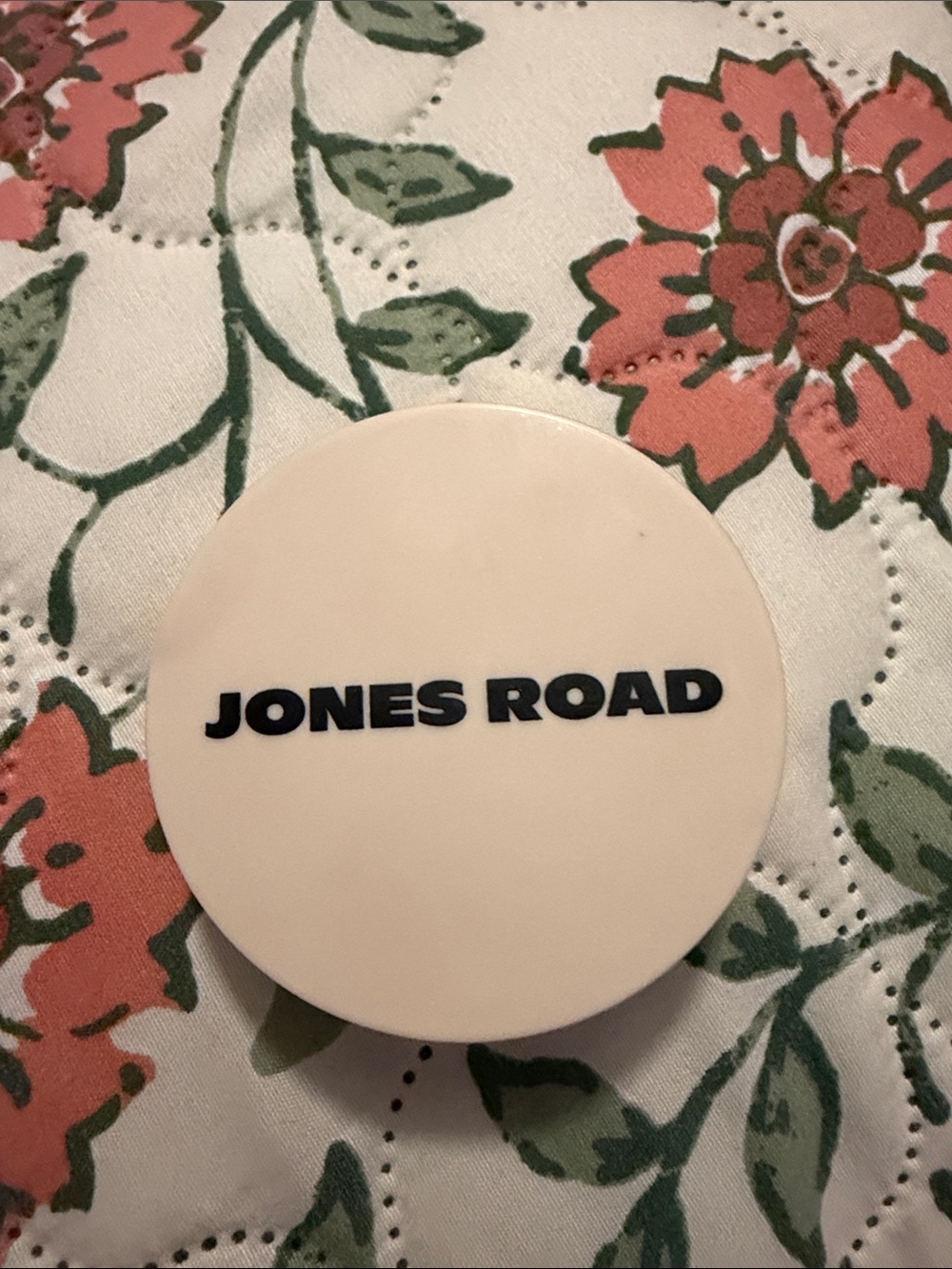 Jones Road Tinted Face Powder — Light Beige Finish - Picture 2 of 4
